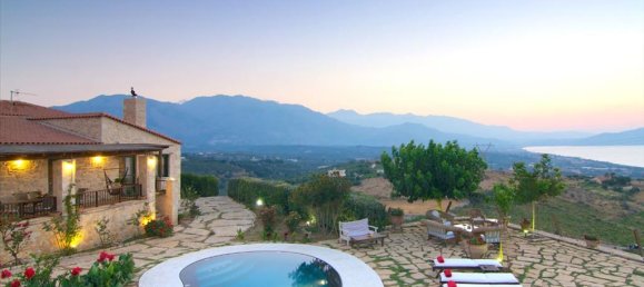 7 bedrooms Villa for sale in Chania, Crete, Greece № 95220 3