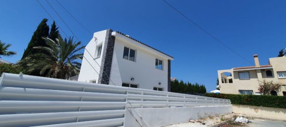 3 Schlafzimmer Haus in Paphos, Cyprus, Nr. 9599 2