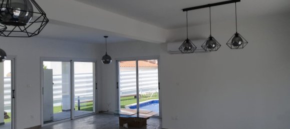 3 غرف نوم عقار تجاري في Paphos, Cyprus رقم 9599 14