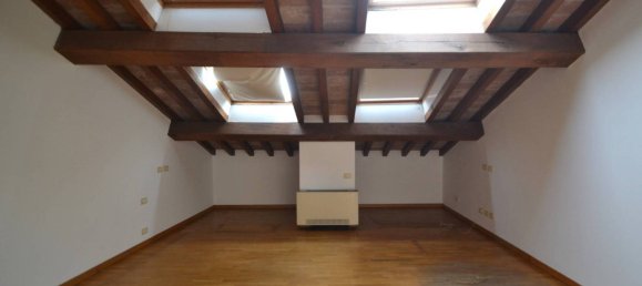 Квартира с 2 спальнями в Парма, Италия № 381300 5