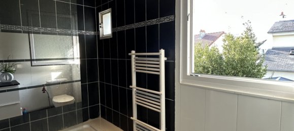 3 bedrooms House in Saran, France No. 159342 10