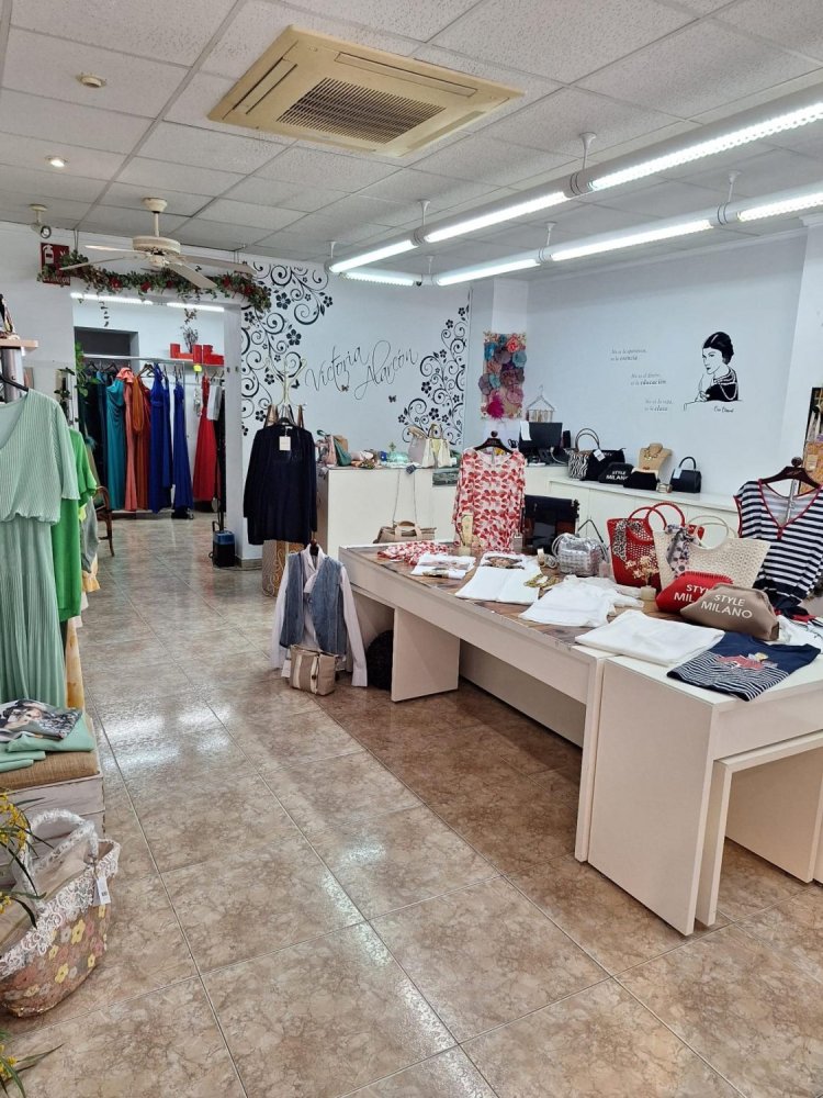 5 bedrooms Commercial property for sale in Torrevieja, Alicante, Valencian Community, Spain № 364886