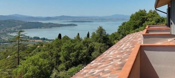 10 rooms Villa in Passignano sul Trasimeno, Italy No. 55667 21