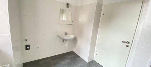 2غرفة شقة في Favoriten, Austria رقم 139324 9