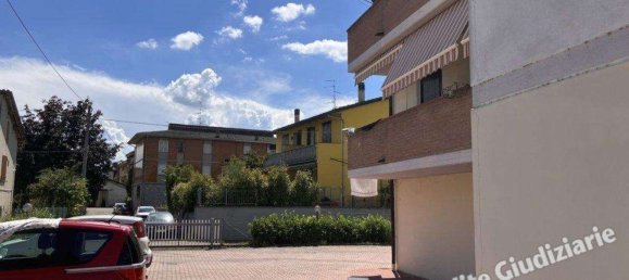 5-salle Appartement à Reggio Emilia, Italy No. 95132 5