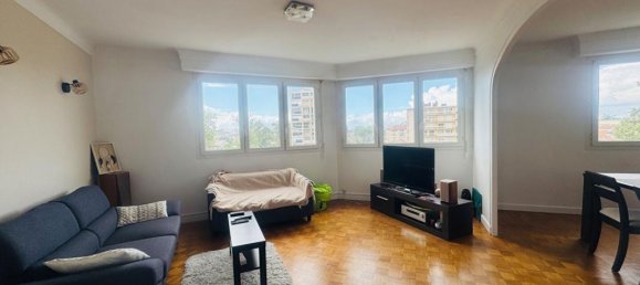 2 chambres Appartement à Pau, France No. 342996 4