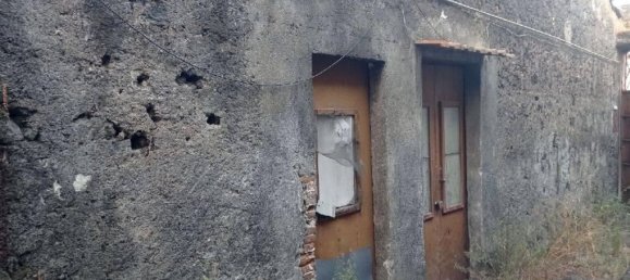 3 bedrooms House in Nicolosi, Italy No. 324636 2