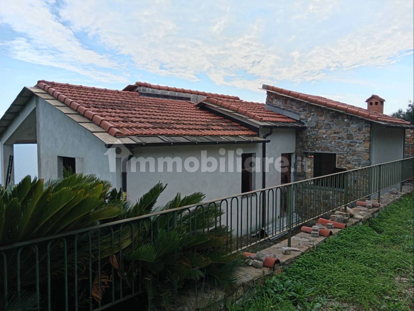 9 bedrooms House in Imperia, Italy No. 214738