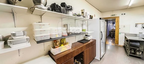 Propriété commerciale à Guimaraes, Portugal 250m² No. 62490 6