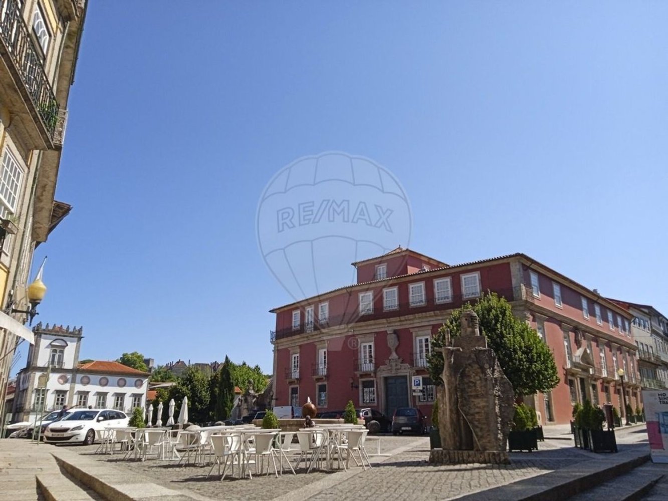 Propriété commerciale à Guimaraes, Portugal 250m² No. 62490