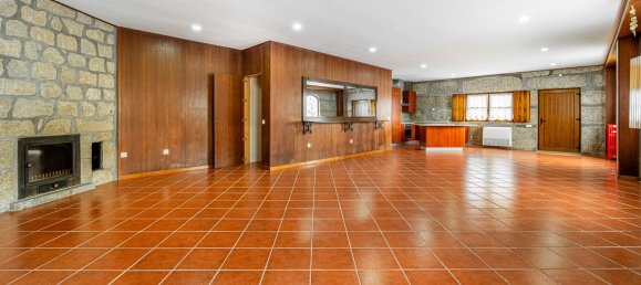 3 bedrooms House in Cabeceiras de Basto, Portugal No. 175594 2