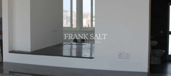 3 bedrooms Penthouse in Sliema, Malta No. 9139 25