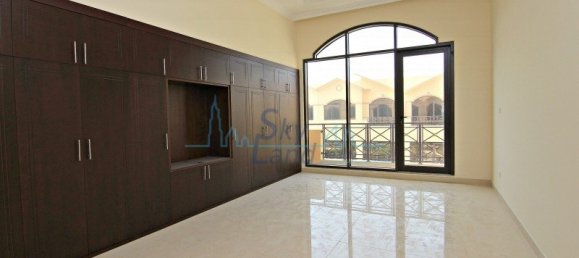 4 chambres Villa à Al Barsha, UAE No. 55480 8