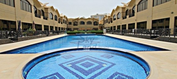 4 chambres Villa à Al Barsha, UAE No. 55480 2