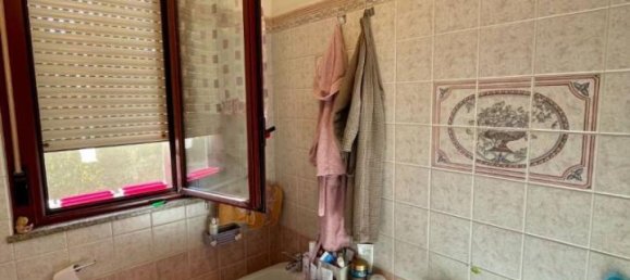 3 rooms Apartment in Vercelli, Italy No. 76547 15