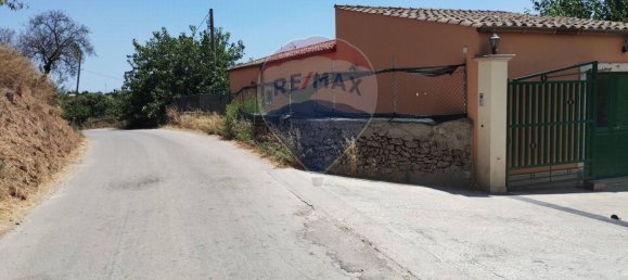 133m² Warehouse in Noto, Italy No. 308998 42