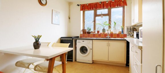 2 bedrooms Apartment in Beckenham, United Kingdom No. 870 2