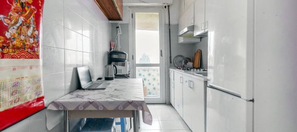 3 rooms Apartment in Milan, Italy No. 241618 18