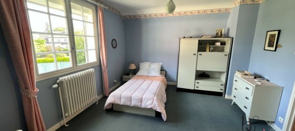 4 Schlafzimmer Haus in Saint-Berthevin, France, Nr. 357871 10