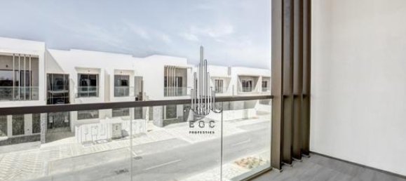 Villa de 3 dormitorios en Yas Island, UAE No. 43097 11