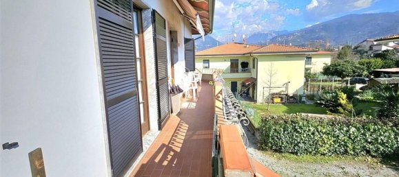 7 rooms Apartment in Massa, Italy No. 178254 24