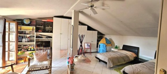 7 rooms Apartment in Massa, Italy No. 178254 19