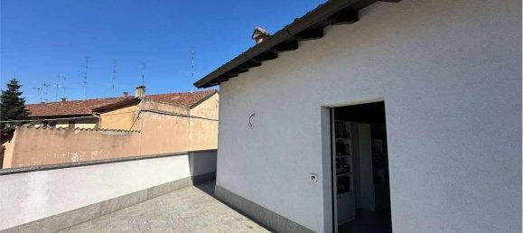 Studio in Pavia, Italy, Nr. 41309 23