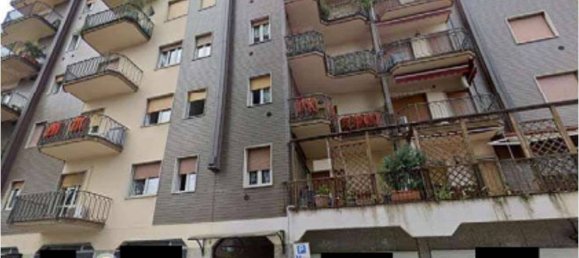 1 bedroom Apartment in Cerro Maggiore, Italy No. 220889 5