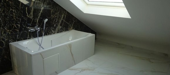 Пентхаус с 3 спальнями в Мюлуз, Франция № 220104 2