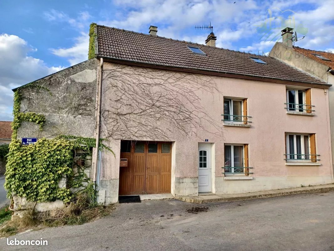 3 Schlafzimmer Haus in Chateau-Thierry, France, Nr. 232143