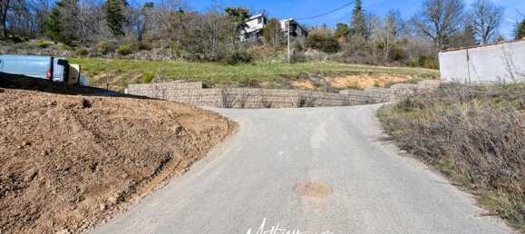 562m² Land in Pomeys, France No. 78079 6