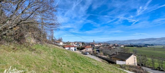 562m² Land in Pomeys, France No. 78079 2