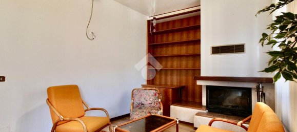 3 bedrooms Apartment in Udine, Italy No. 171596 3