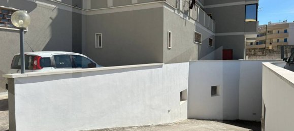 1 room Commercial property in Monopoli, Italy No. 28469 25