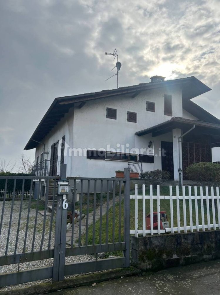 2 Schlafzimmer Villa in Carpignano Sesia, Italy, Nr. 251525