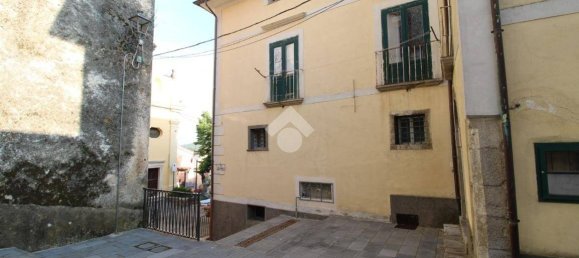 6 bedrooms Apartment in Torraca, Italy No. 283898 3