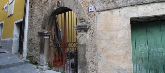 6 bedrooms Apartment in Torraca, Italy No. 283898 5