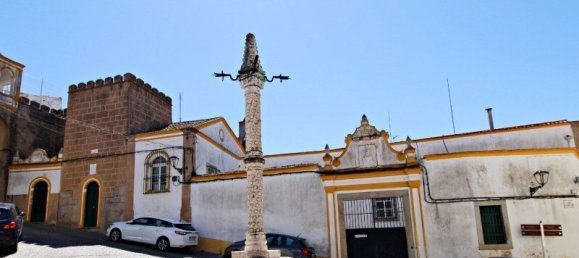18 bedrooms Castles in Elvas, Portugal No. 109378 3