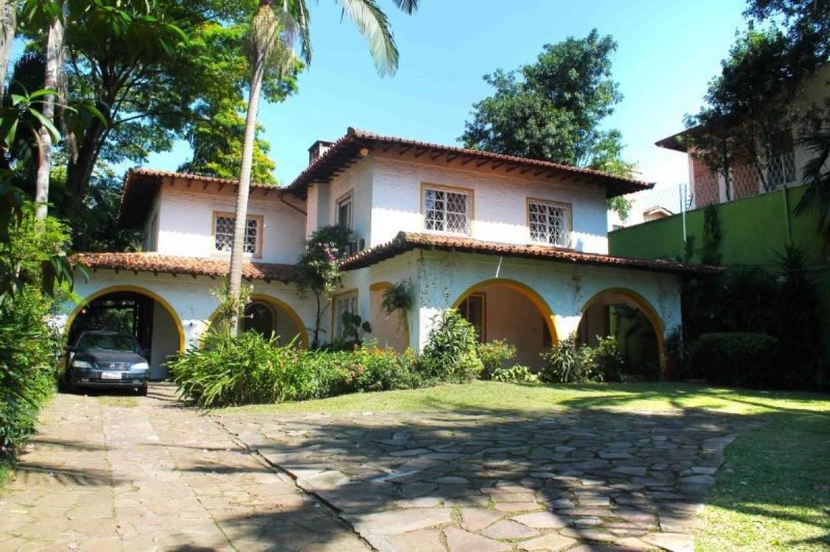 Casa de 4 dormitorios en Sao Paulo, Brazil No. 467414