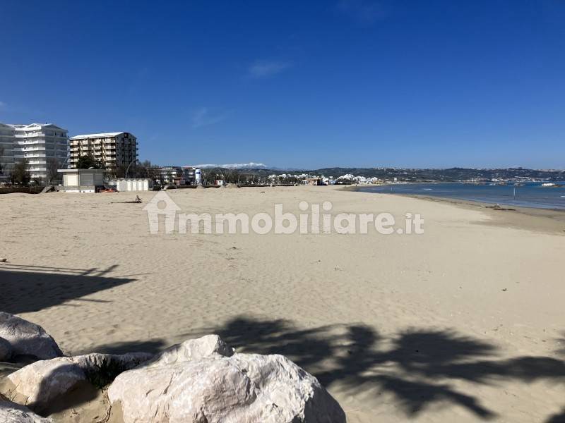 1 bedroom Apartment in San Salvo, Italy No. 183403