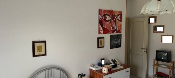 4 chambres Villa à Torre de' Passeri, Italy No. 302399 4