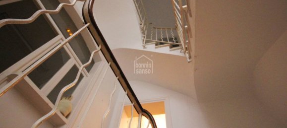 Коммерческая недвижимость с 8 спальнями в Маон, Испания № 189 14