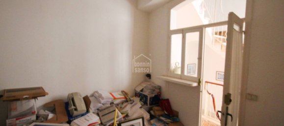 Коммерческая недвижимость с 8 спальнями в Маон, Испания № 189 18