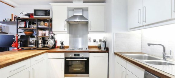 1 bedroom Apartment in London, United Kingdom No. 3543 2