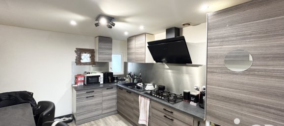 4 bedrooms House in Saint-Gilles, France No. 344027 2