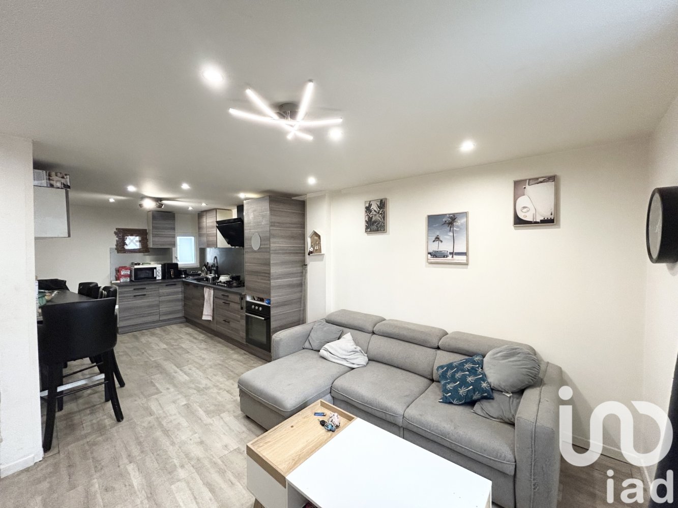 4 bedrooms House in Saint-Gilles, France No. 344027