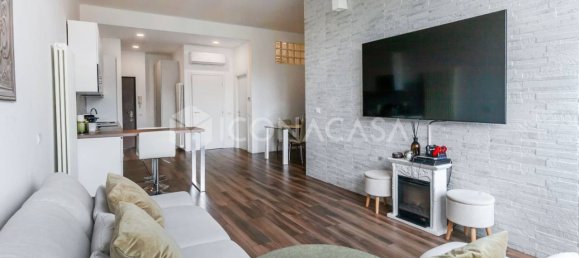 1 bedroom Apartment in Milan, Italy No. 327557 8