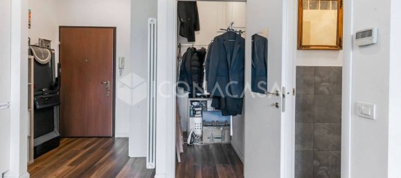 1 bedroom Apartment in Milan, Italy No. 327557 24