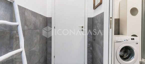1 bedroom Apartment in Milan, Italy No. 327557 23