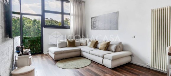 1 bedroom Apartment in Milan, Italy No. 327557 5